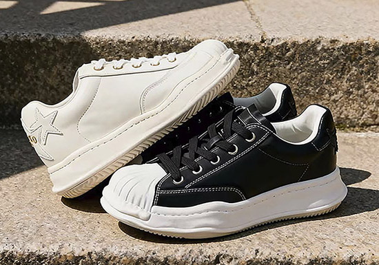 Kaalixto全新联名款黑白色融化贝壳头鞋上市