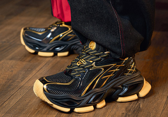 OGR北高峰联名马年限定款异瞳2.0老爹鞋上市预告